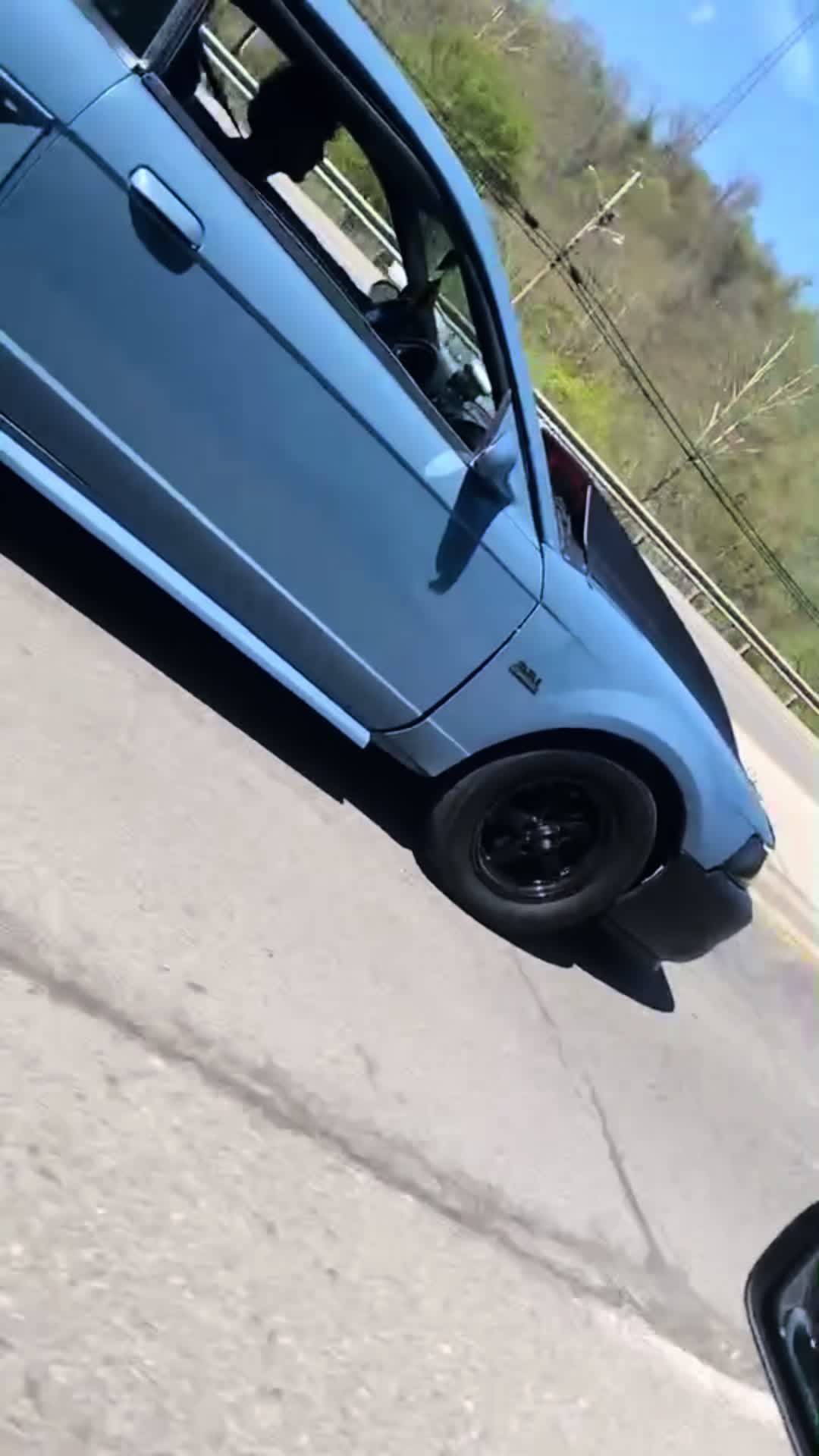 @2valve_tucker