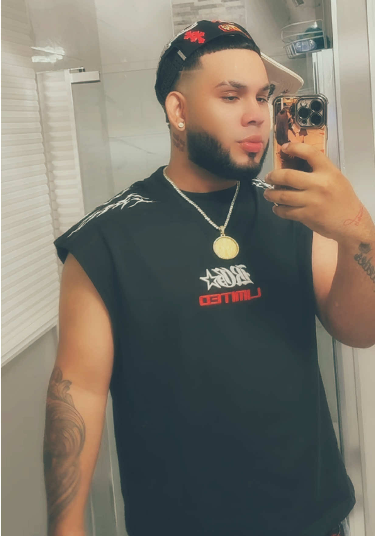 @𝒜𝓁𝑒𝓍 𝒥. 𝐸𝓈𝓅𝒾𝓃𝒶𝓁