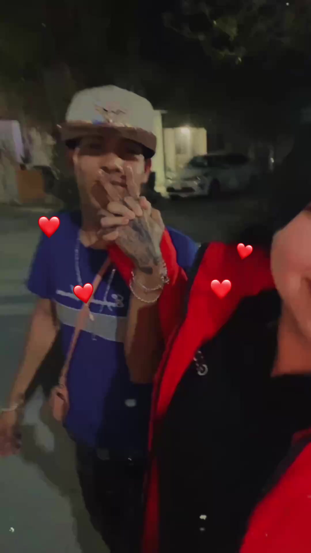 @Melyy