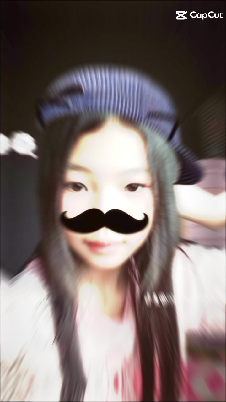 @Em Bé Minh Châu
