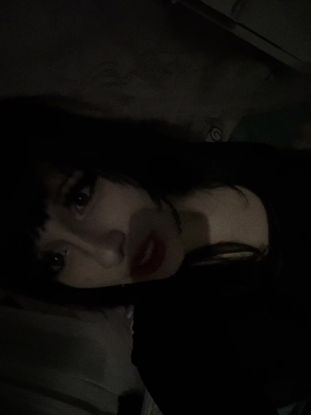 @⃟