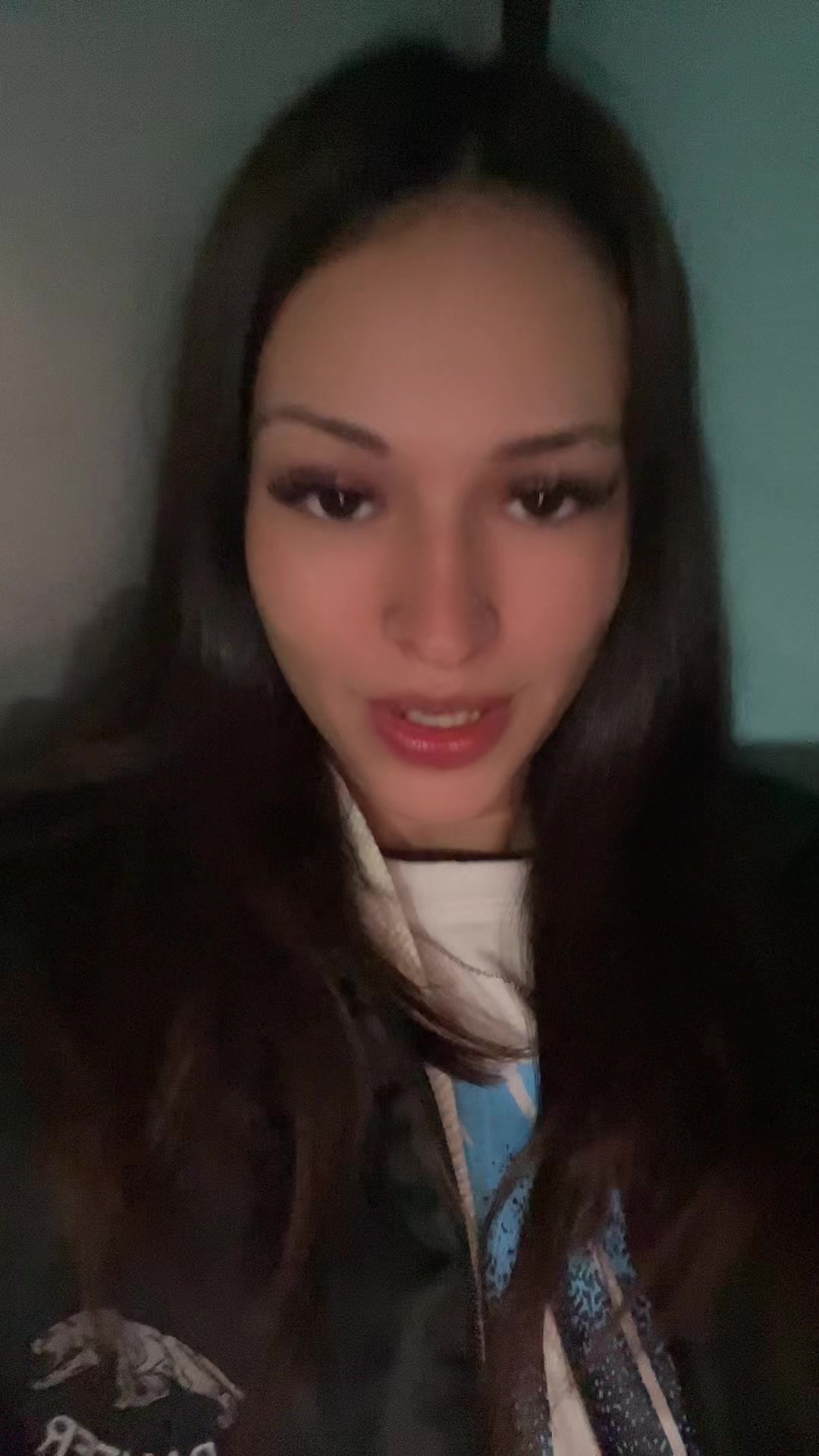 @Adriana_Dostal_