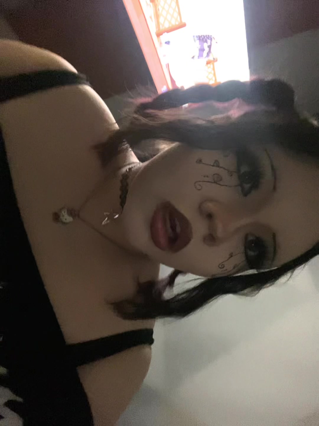 @🕷️Rain🗝️