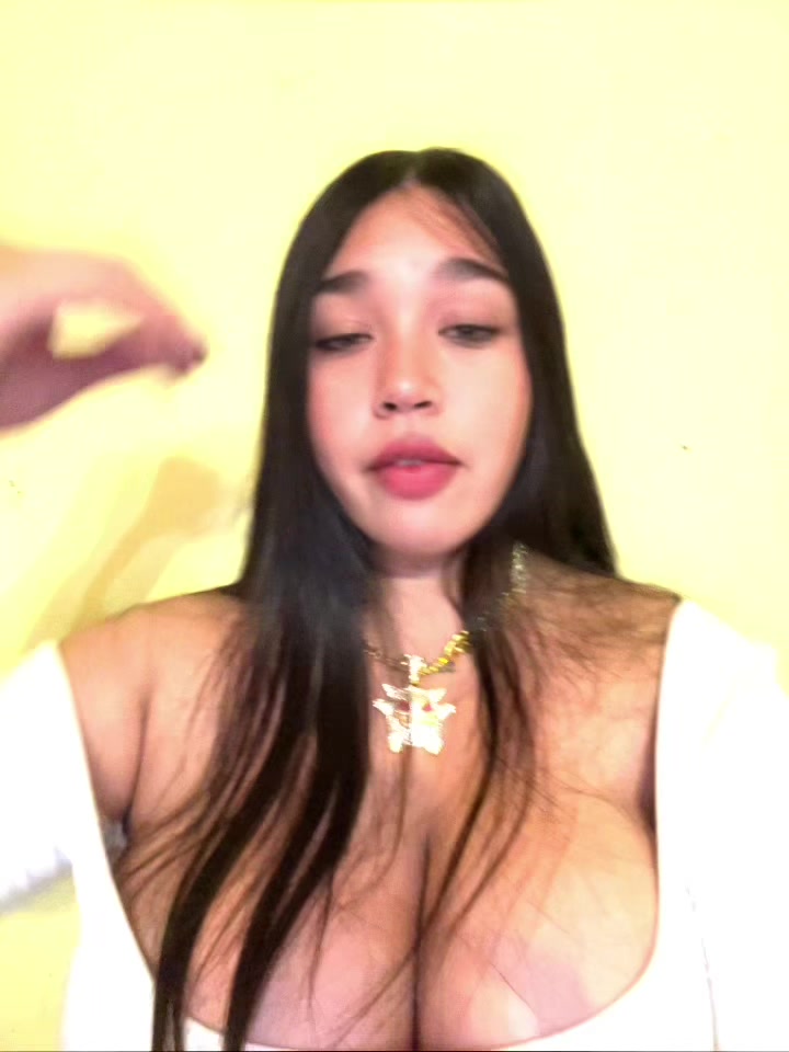 @VALENTINA💋