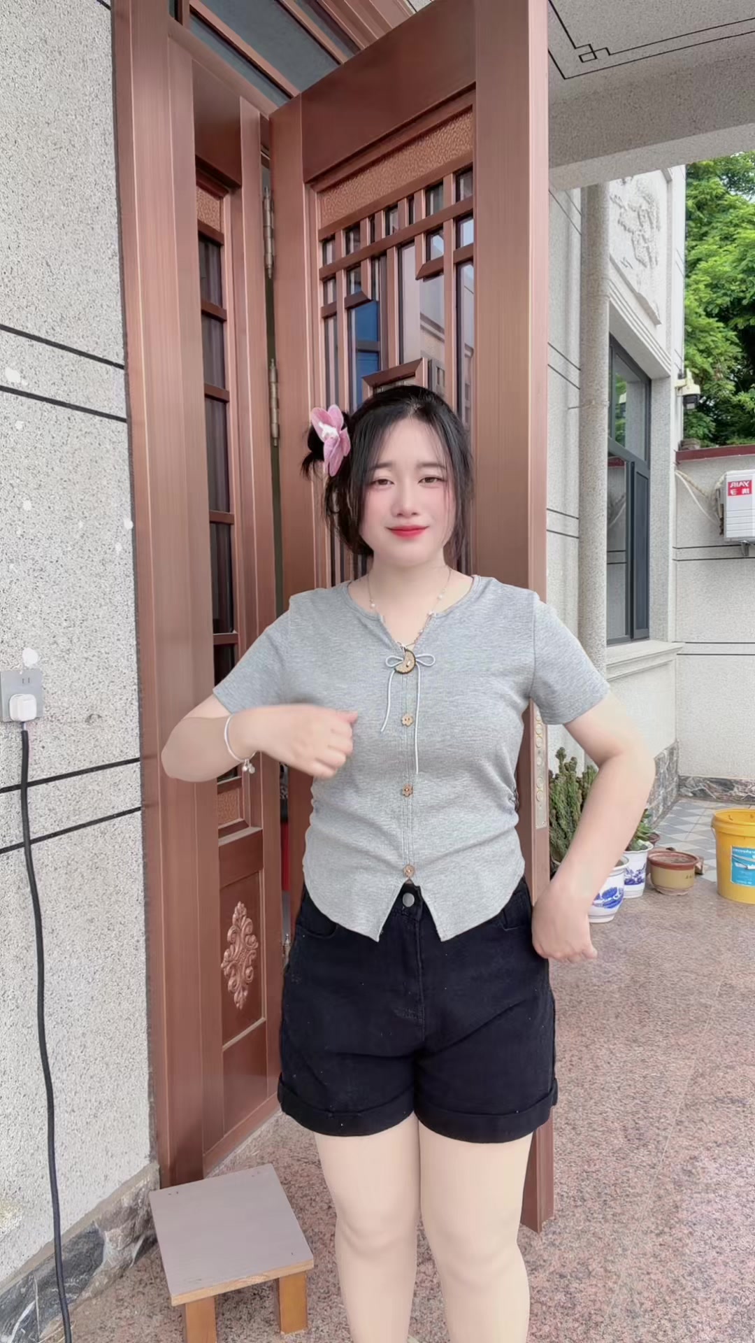 @P"🦋"Z(^。^)