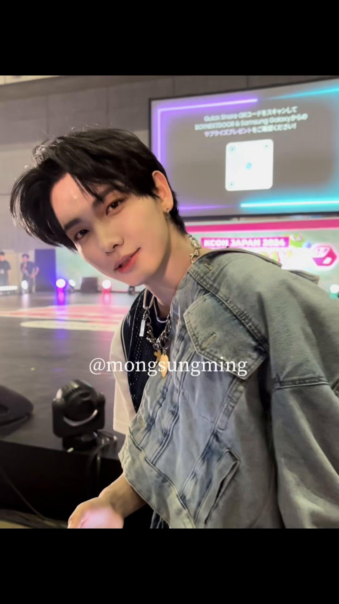 @Zai nh&agrave; b&ecirc;n