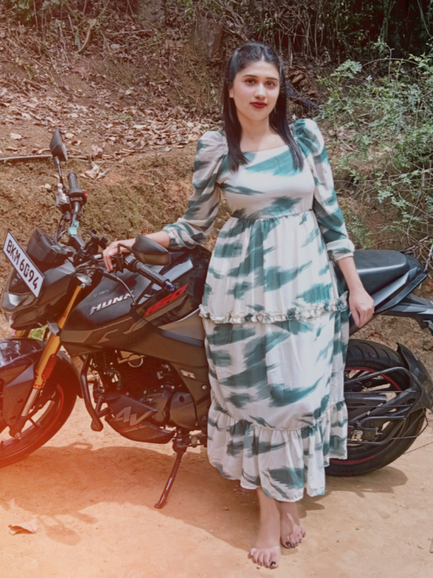 @🧿😈_Devil Girl_😈🧿