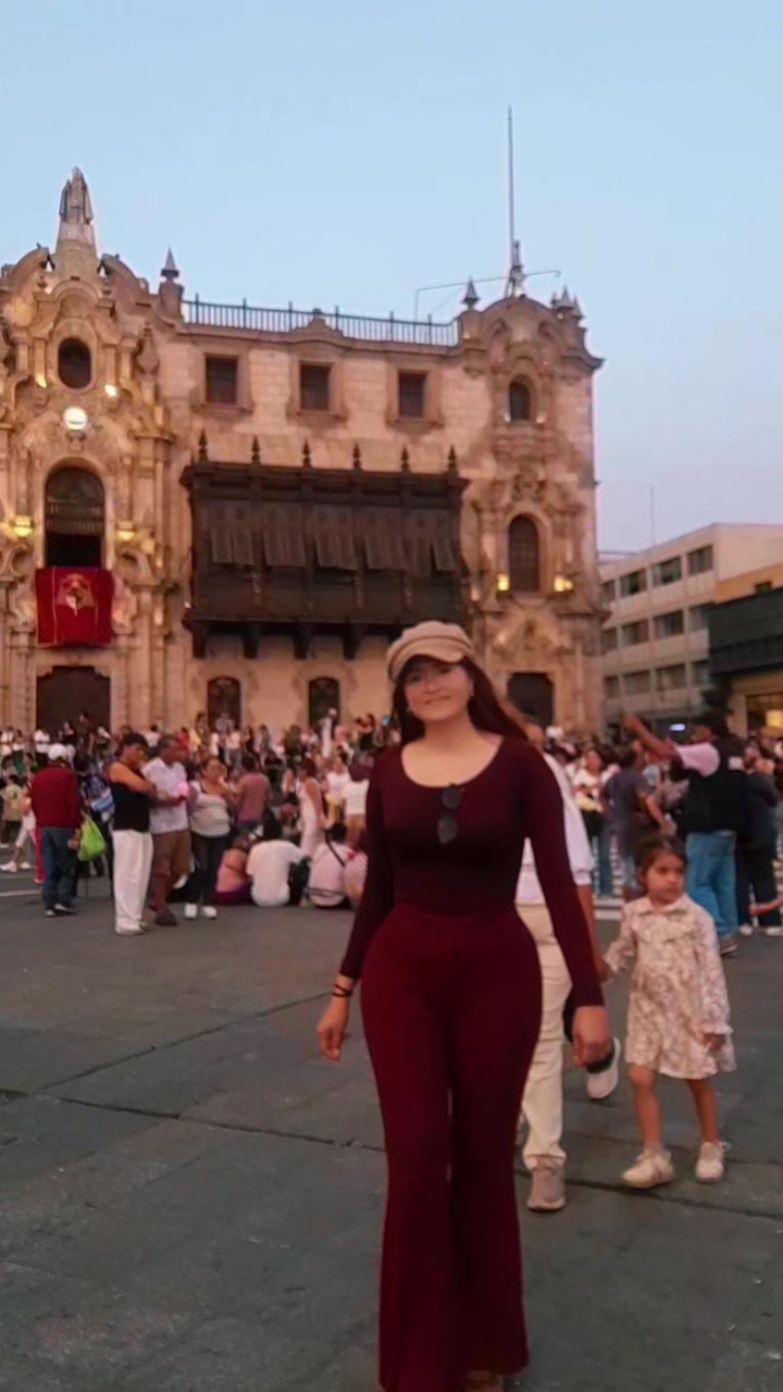 @Luna