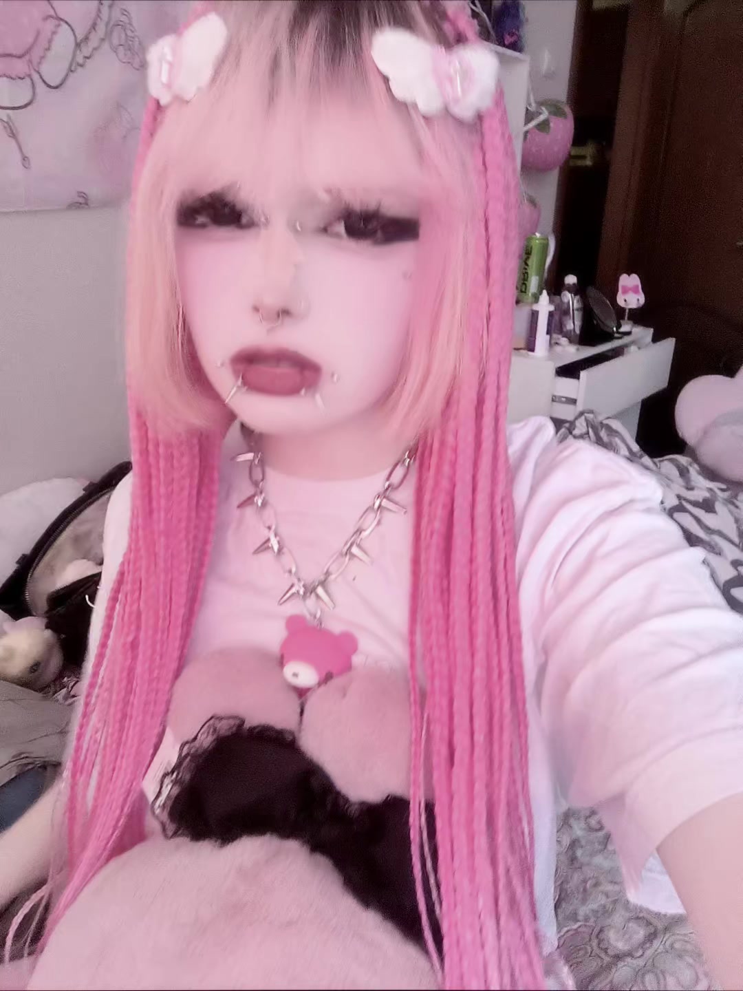 @✞