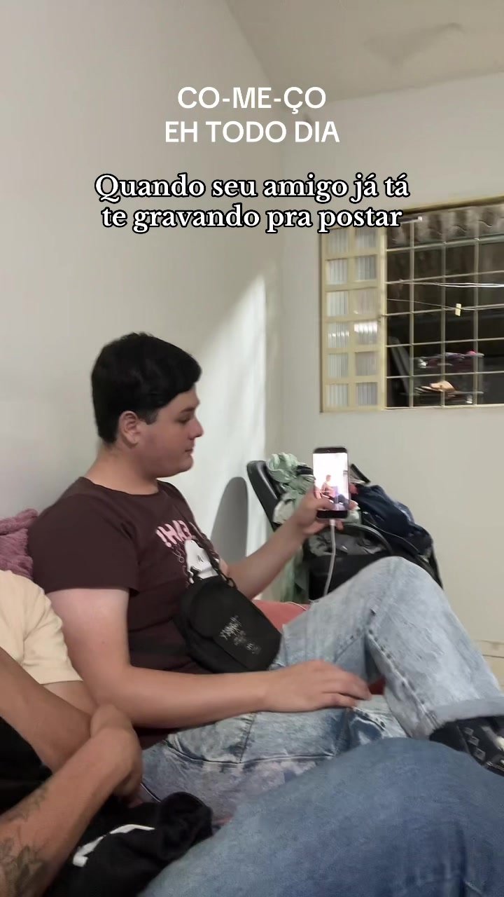 @Laryssamartinsoficial