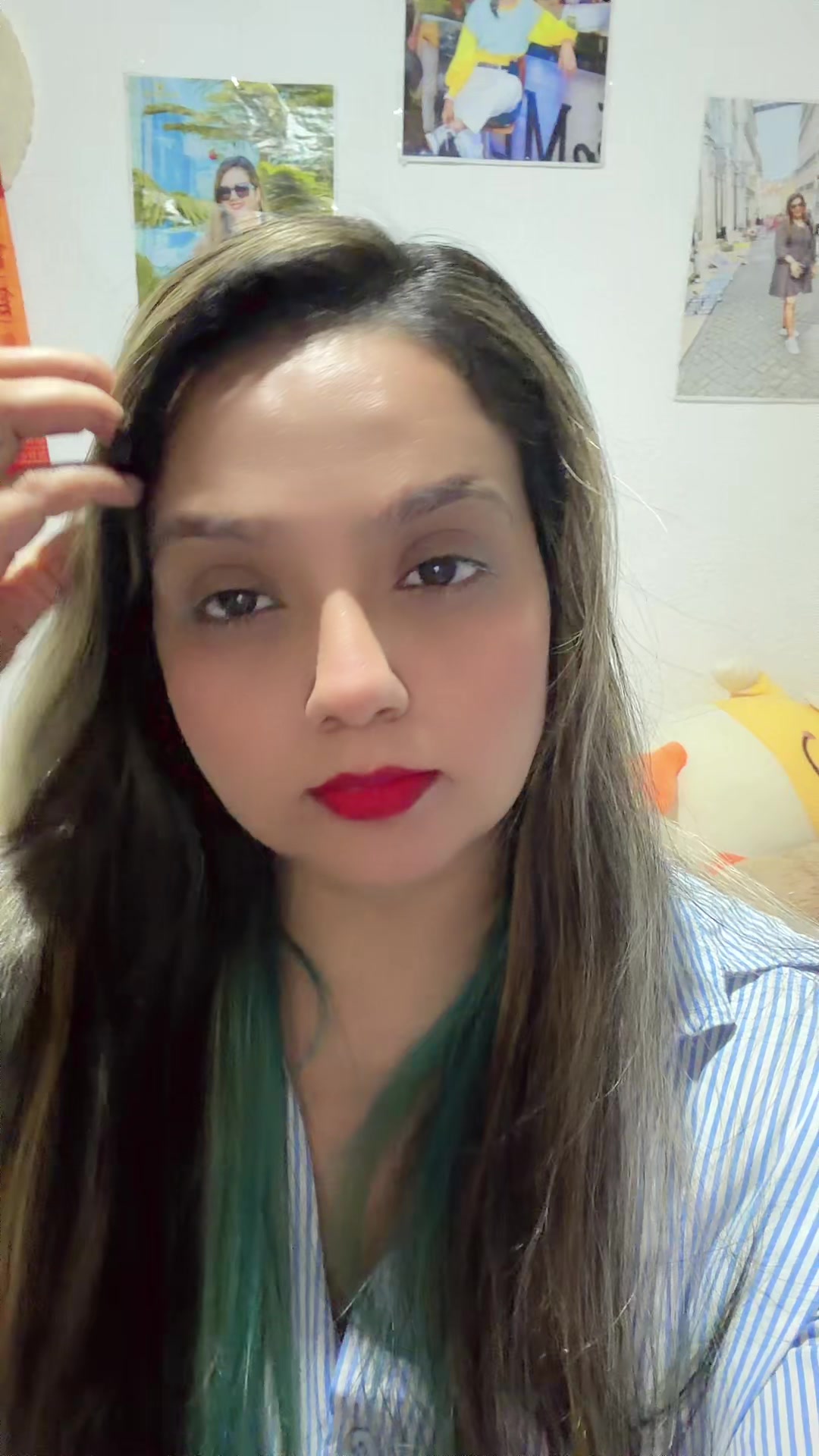 @October Queen👑(Ghimire Don )