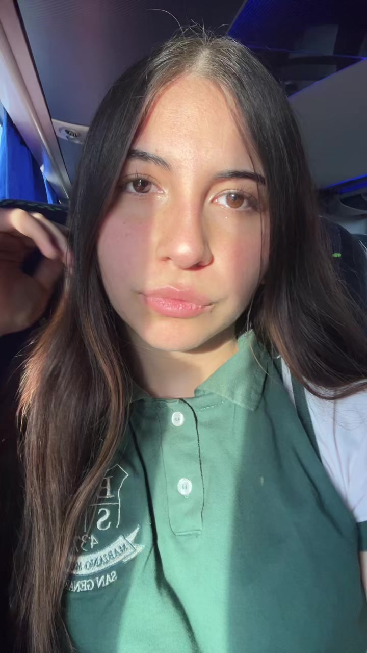 @Julia Valentina