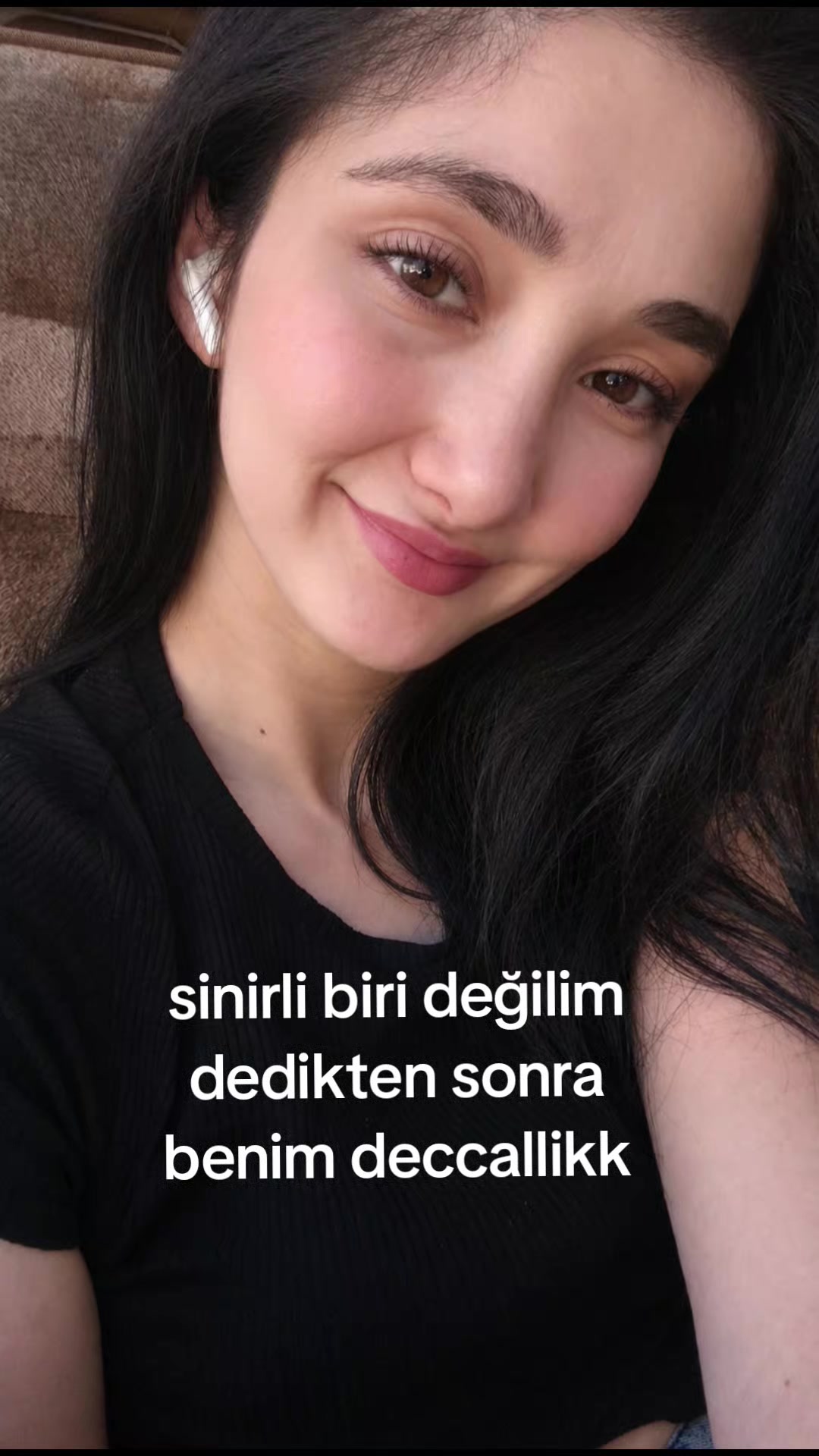 @👻