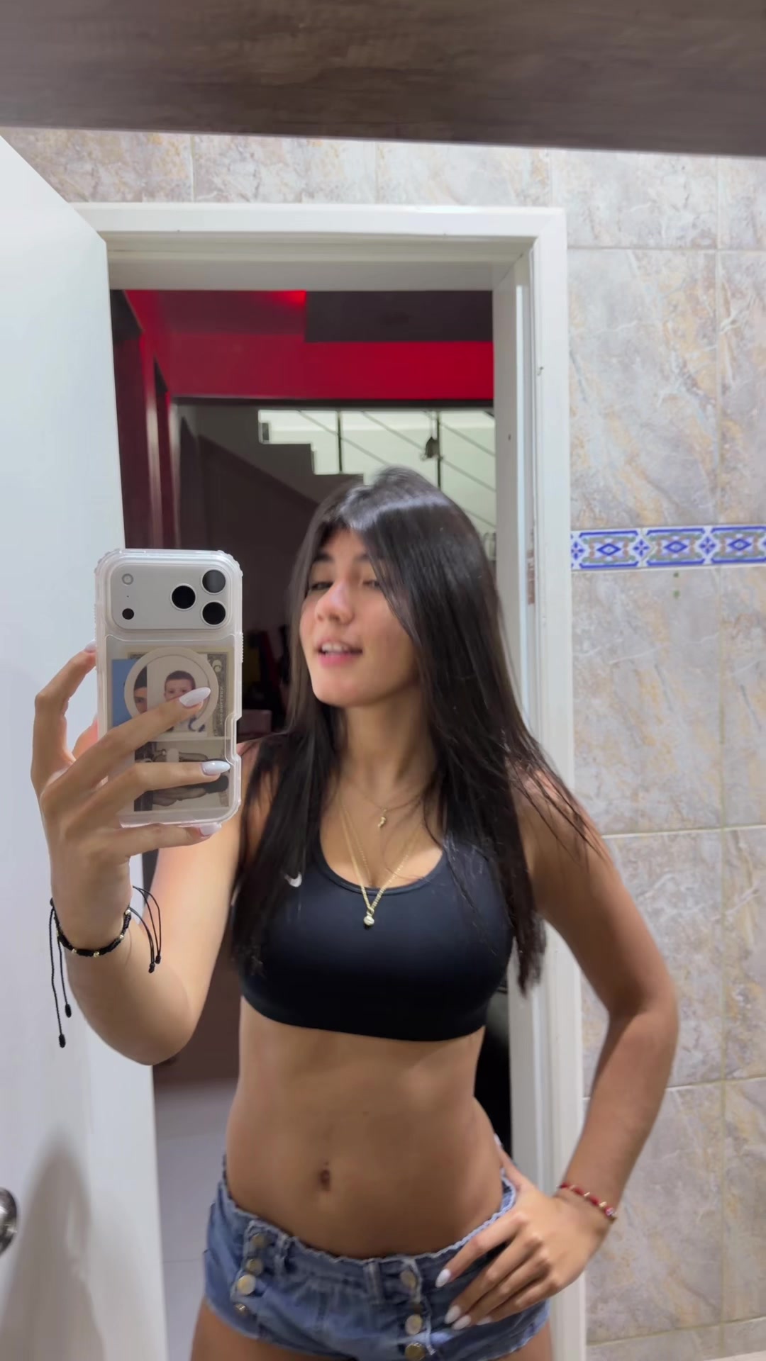 @Marianny