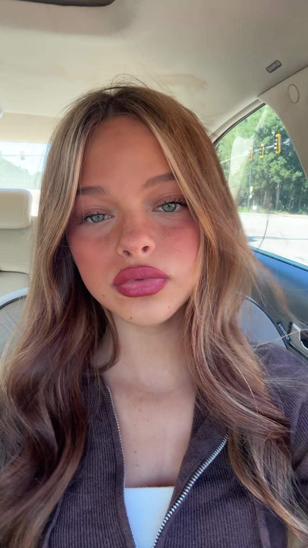 @OLIVIA
