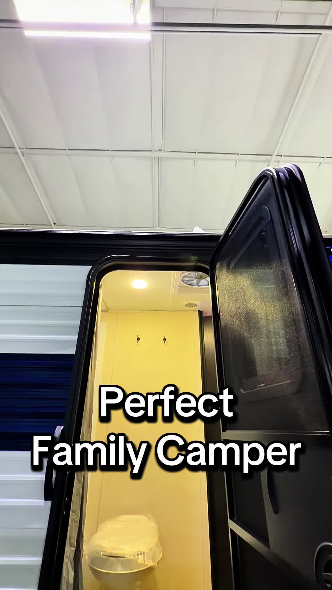 @Angel Sells RVs