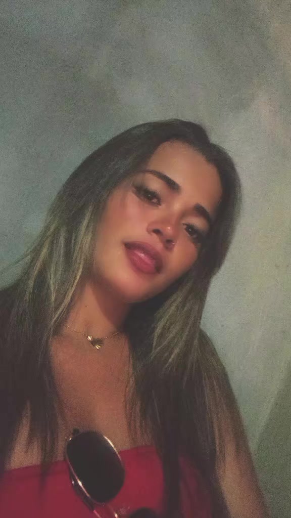@Carolaine Rodrigues