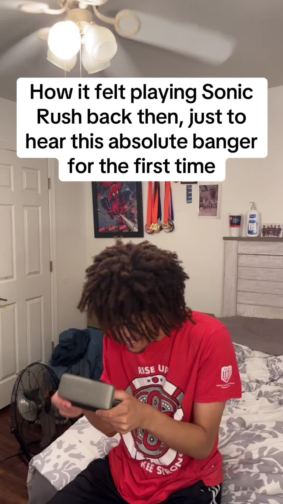 @ITZZ$kovie