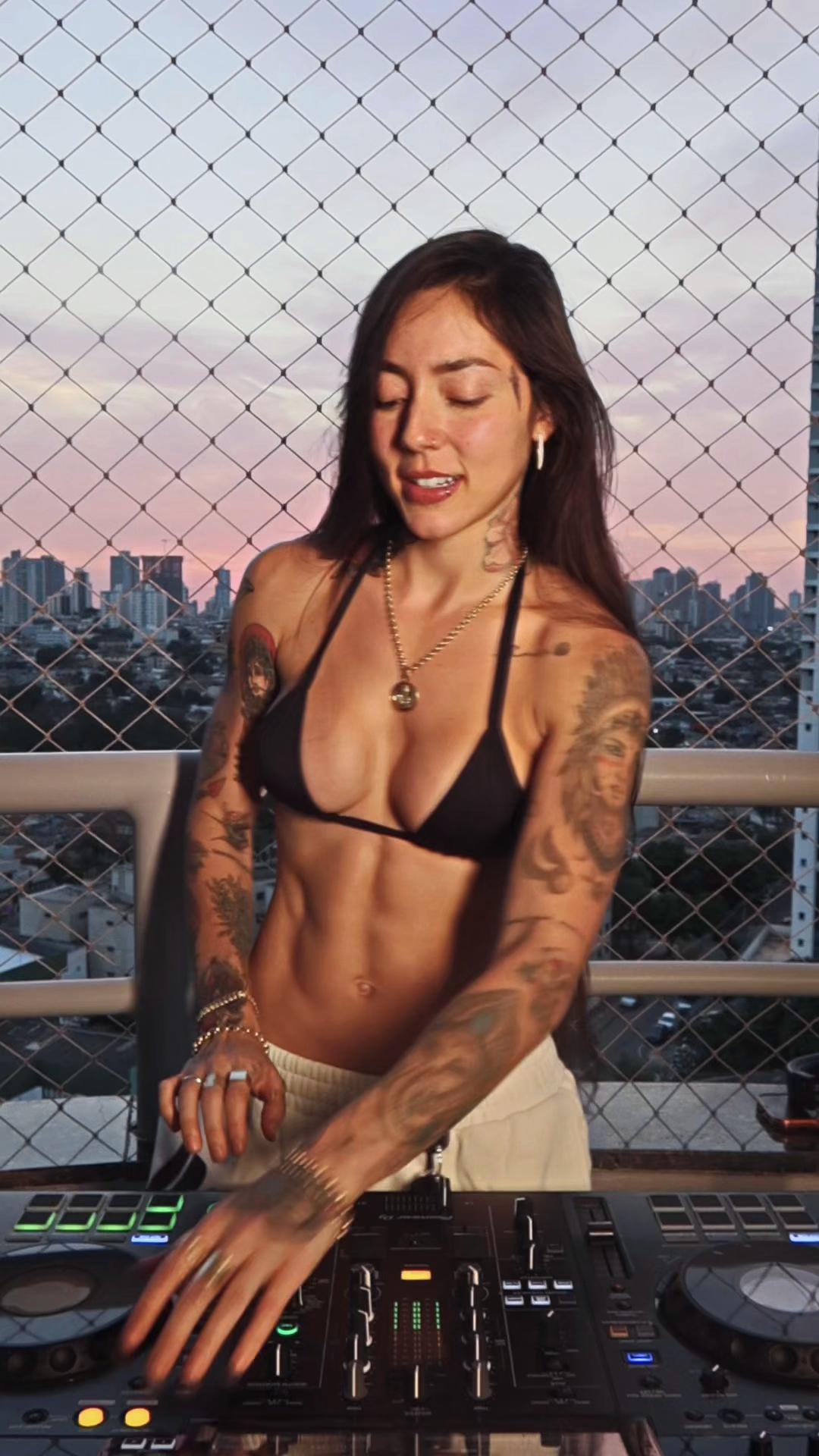 @Diana Correa