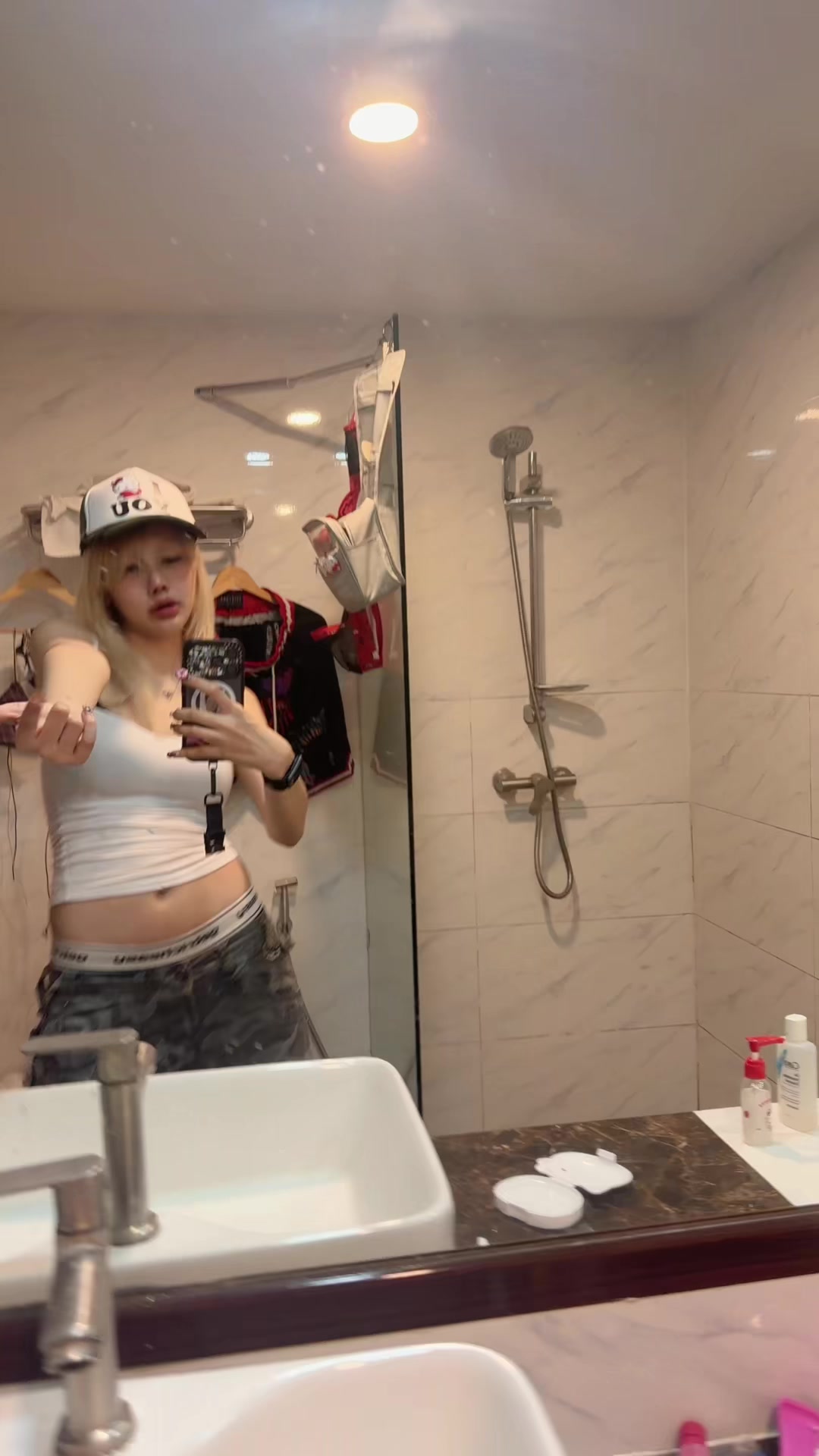 @ดัฟแบม 👩&zwj;🦳