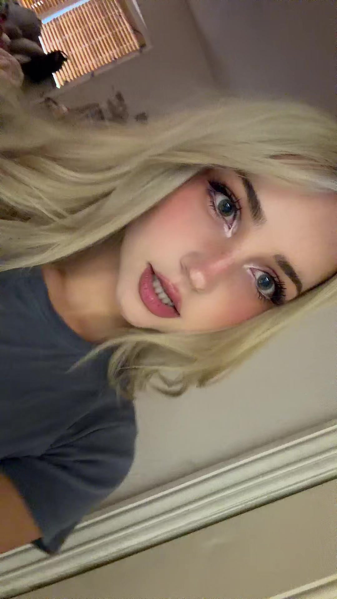 @caroline :3