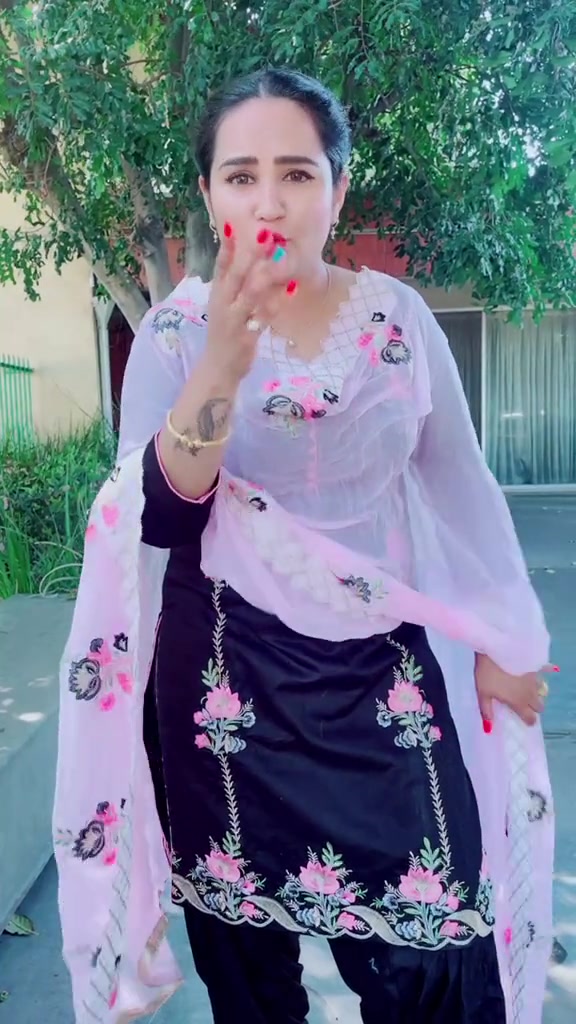 @Jas._.Aulakh23