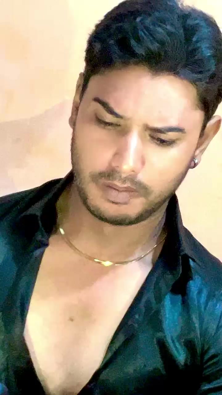 @Rahol❣️ RRR❣️