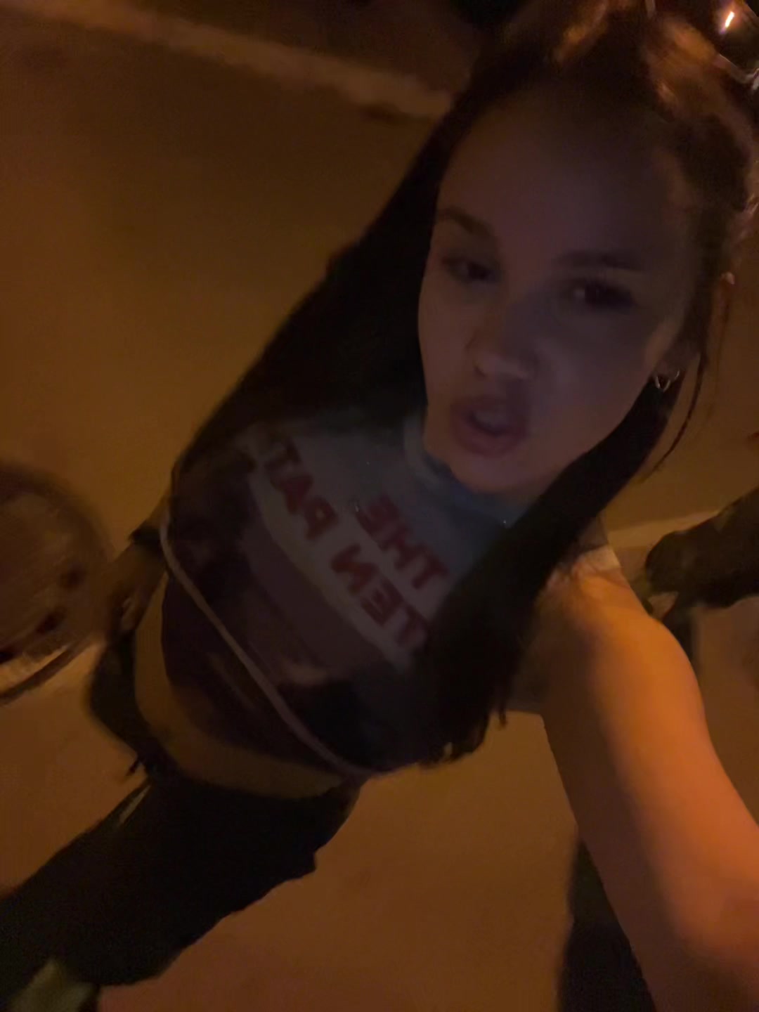 @e
