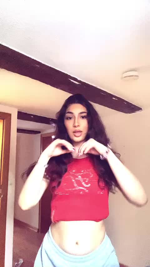 @𝒮𝒶𝓇𝒶 ✨