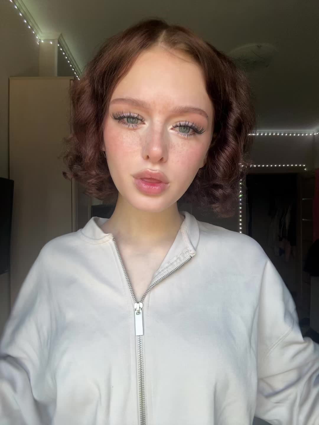 @полинка