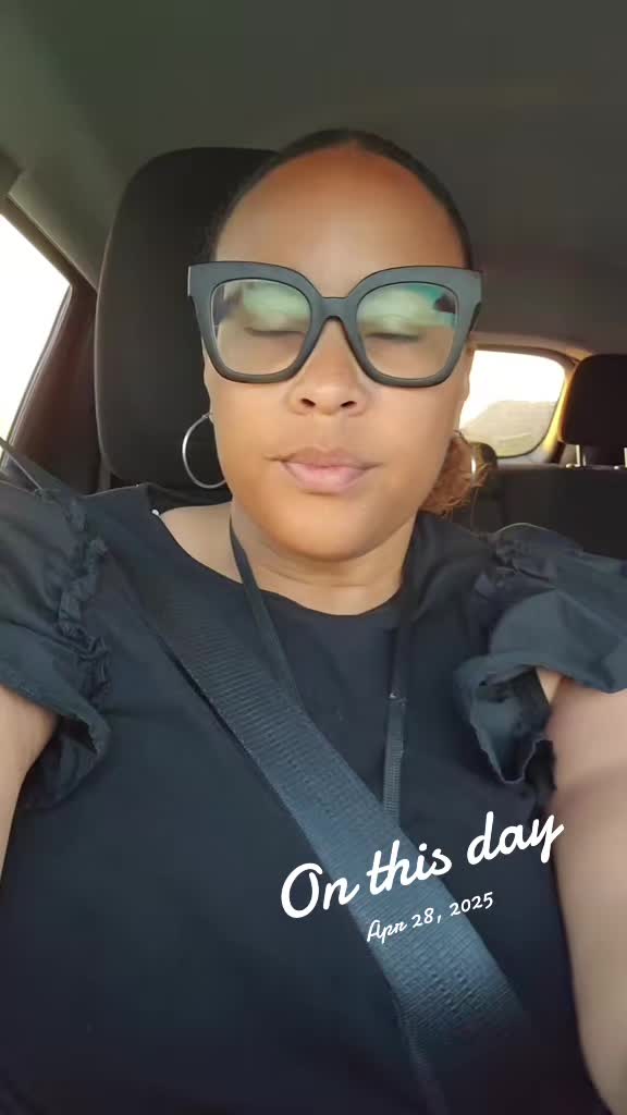 @adailydoseofsunshine