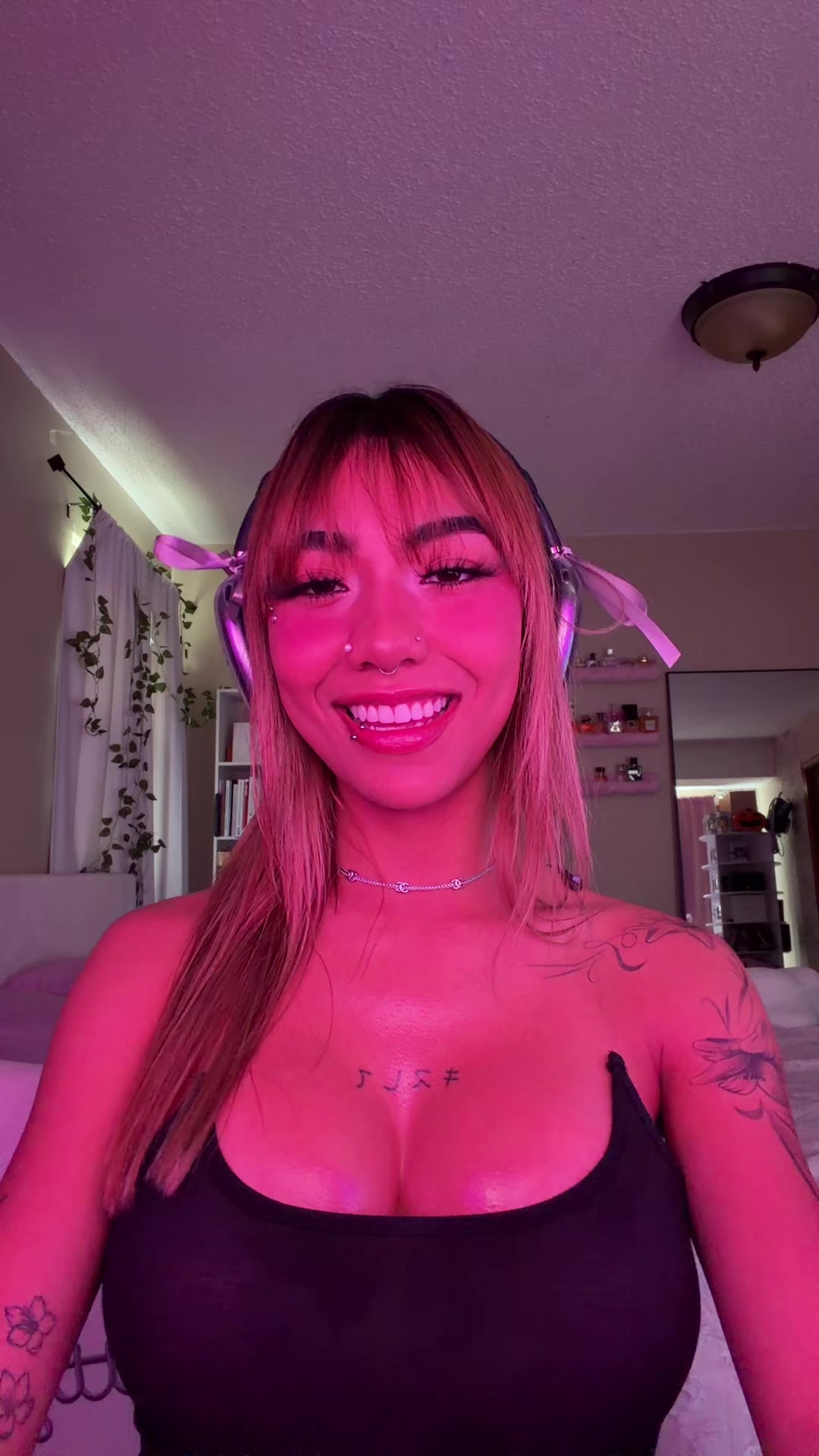 @Angietowers