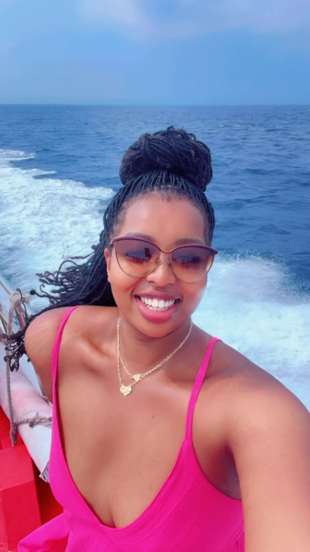 @naomikuria