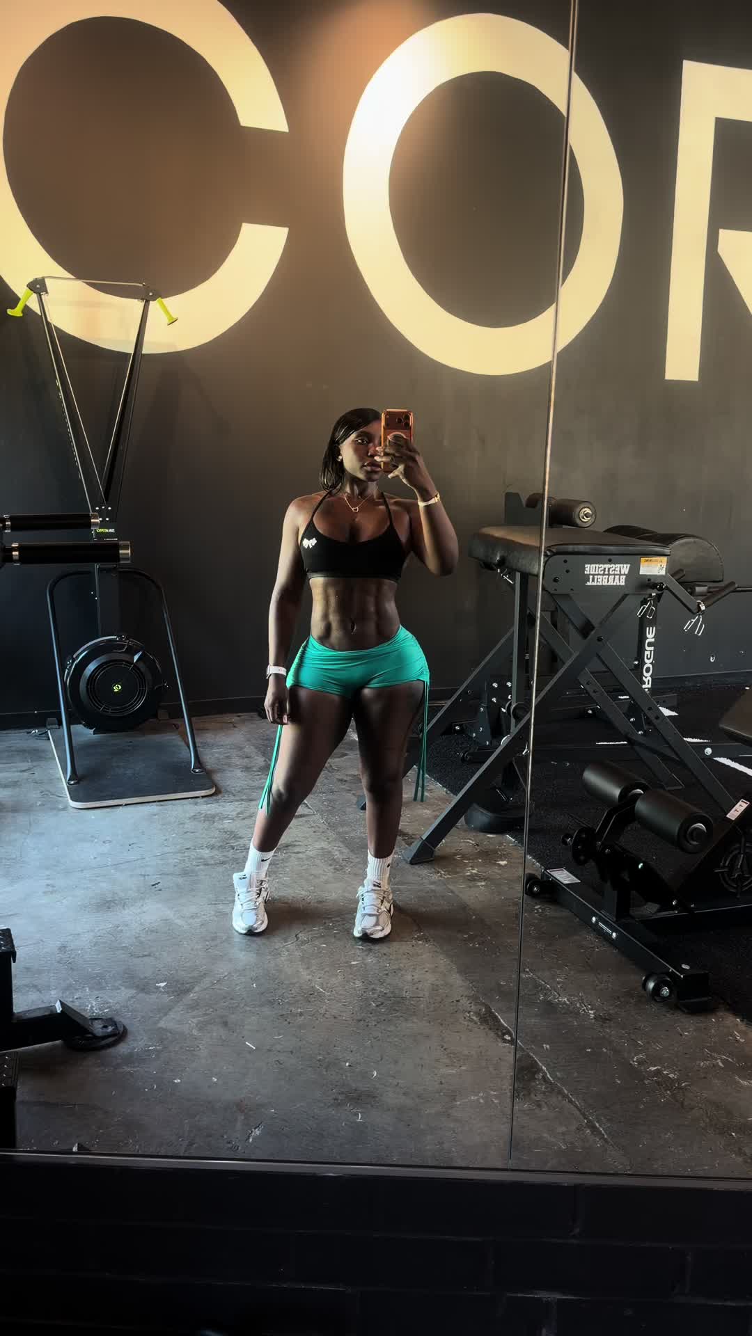 @Realglorious
