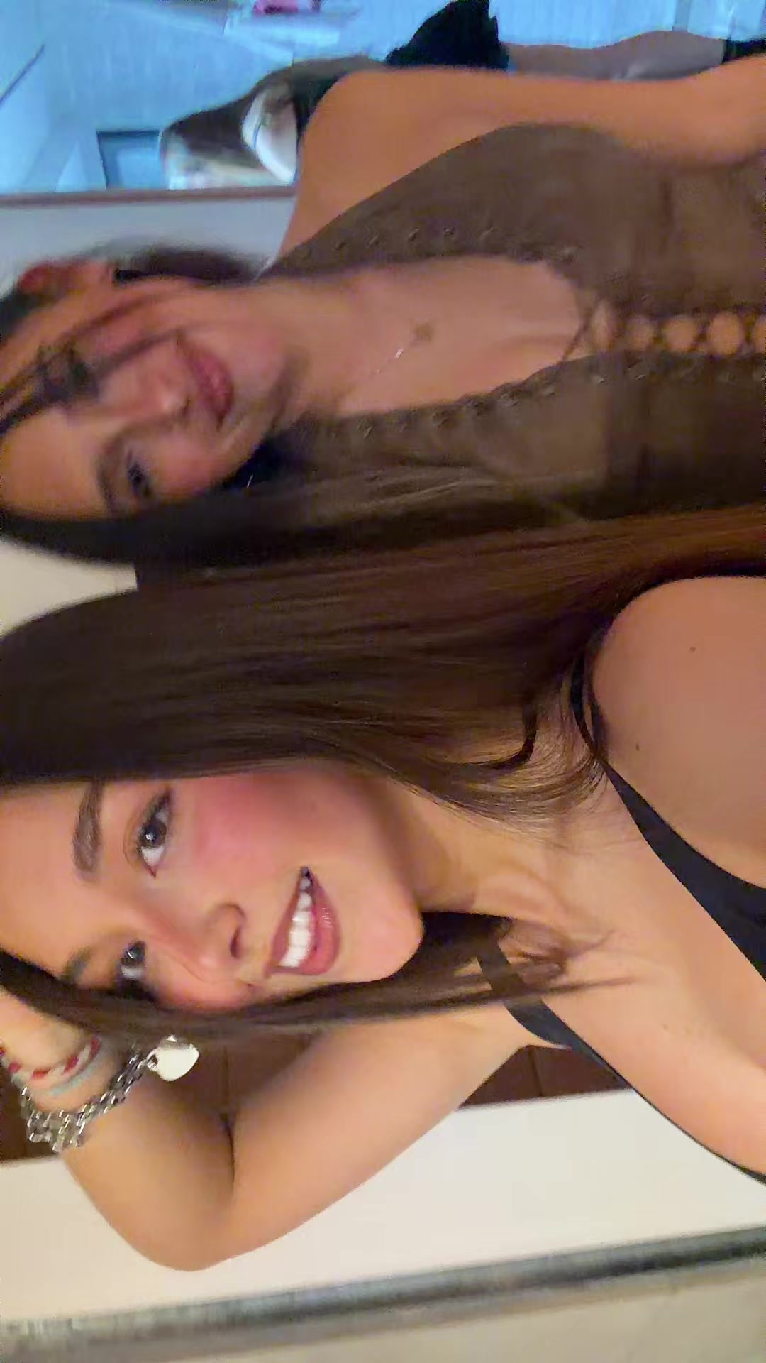 @Juliana