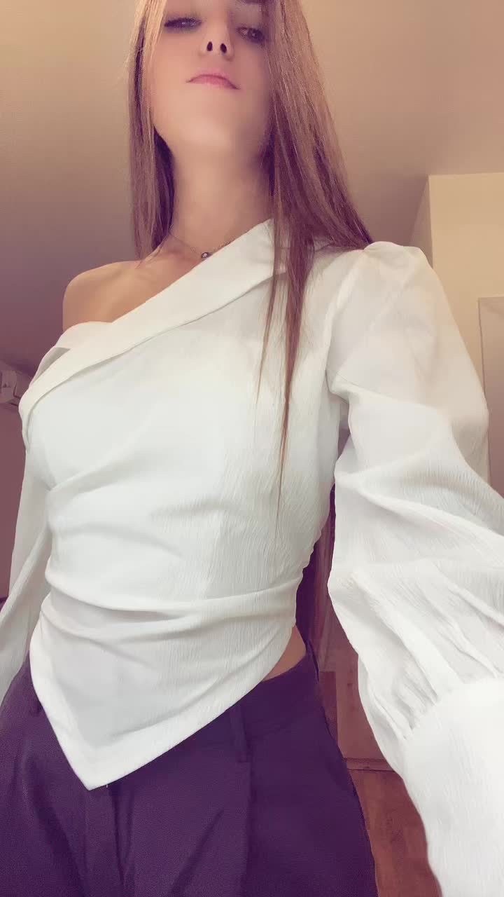 @D M