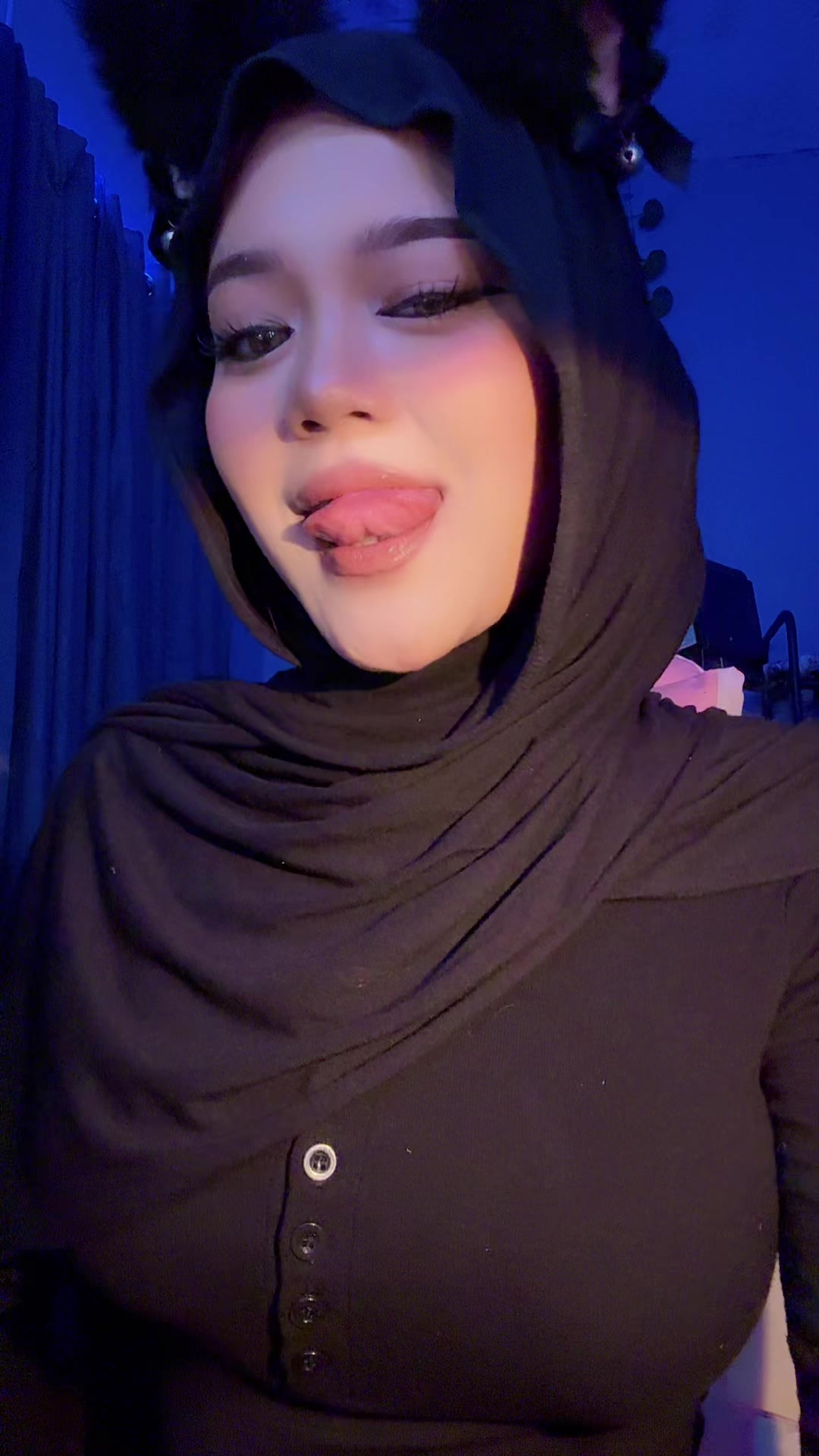 @Ayang