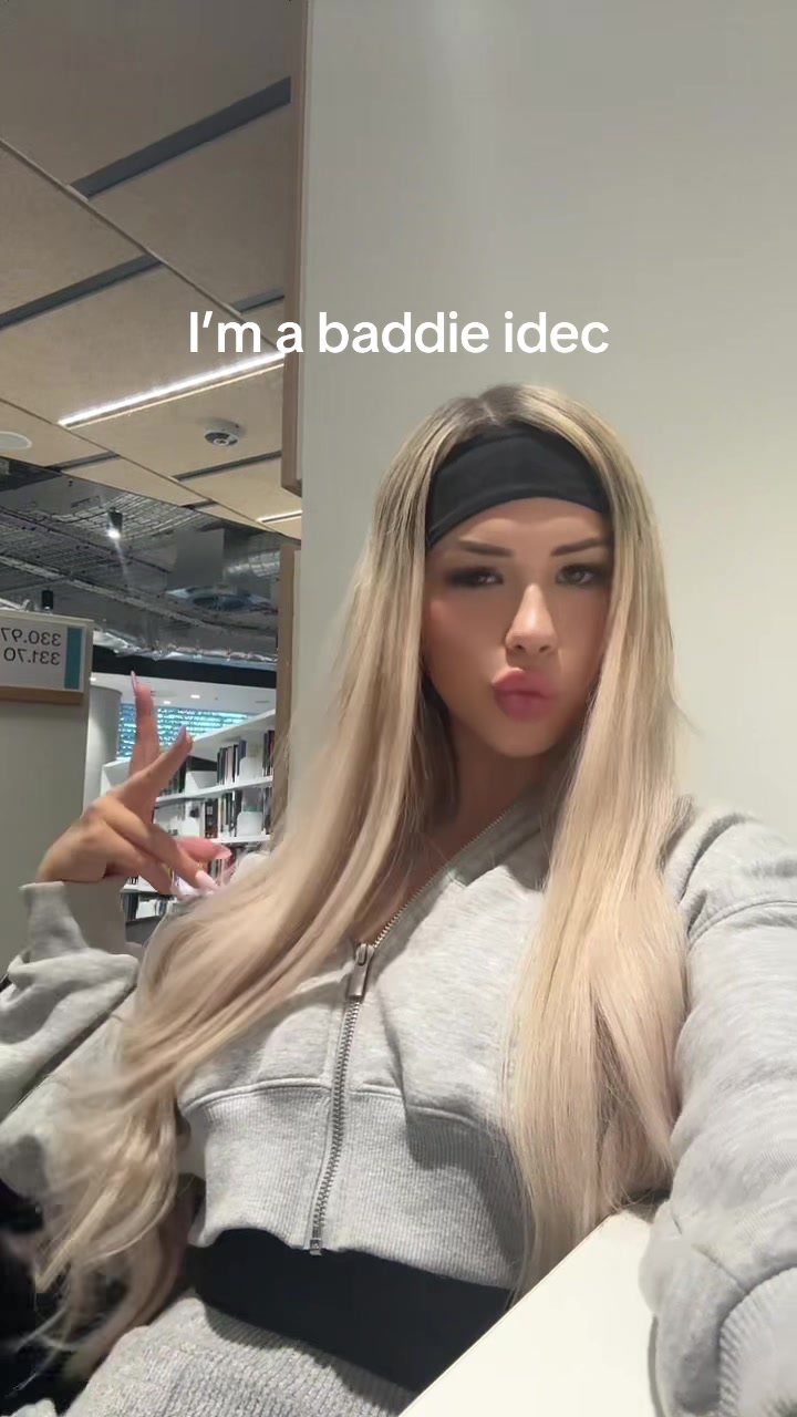 @annabellec1_