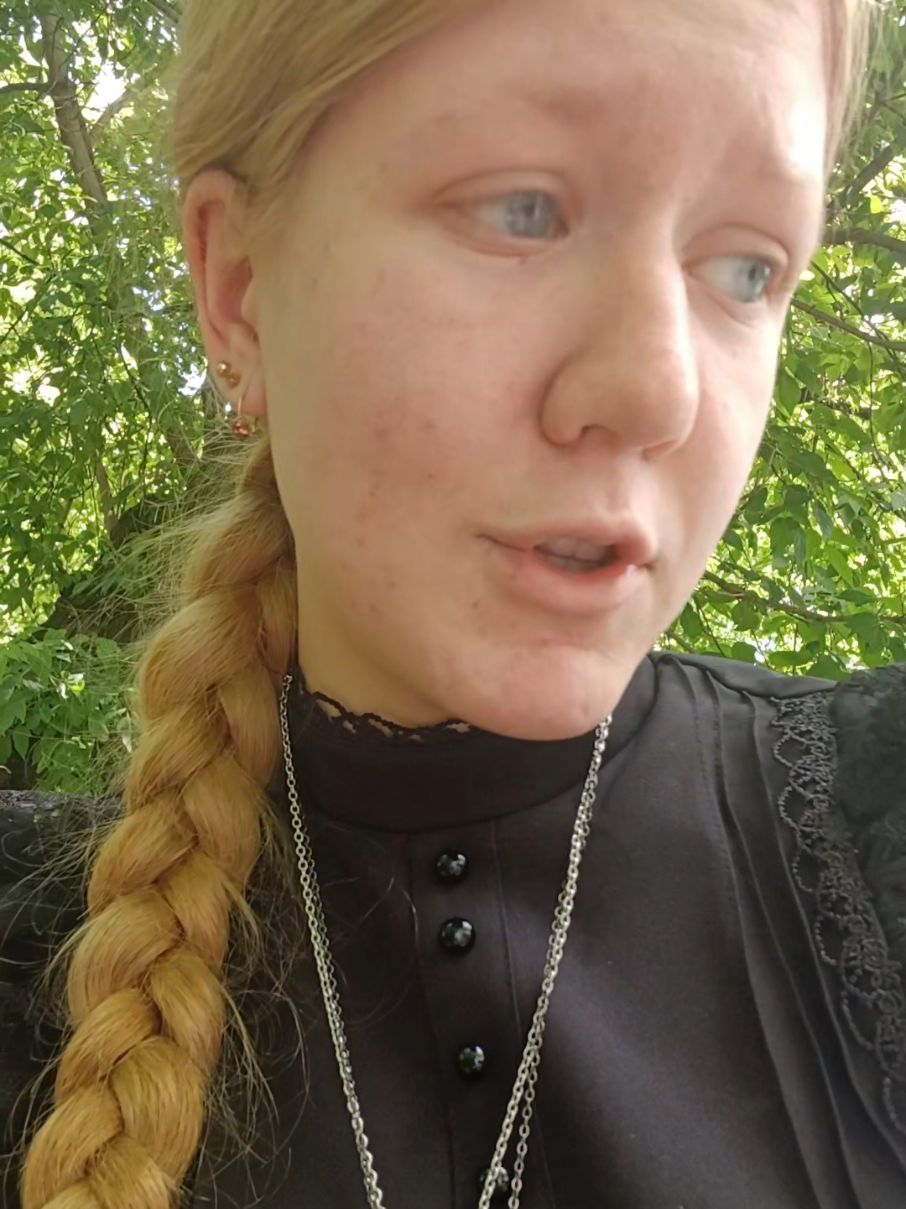 @gråtepil🇷🇺@