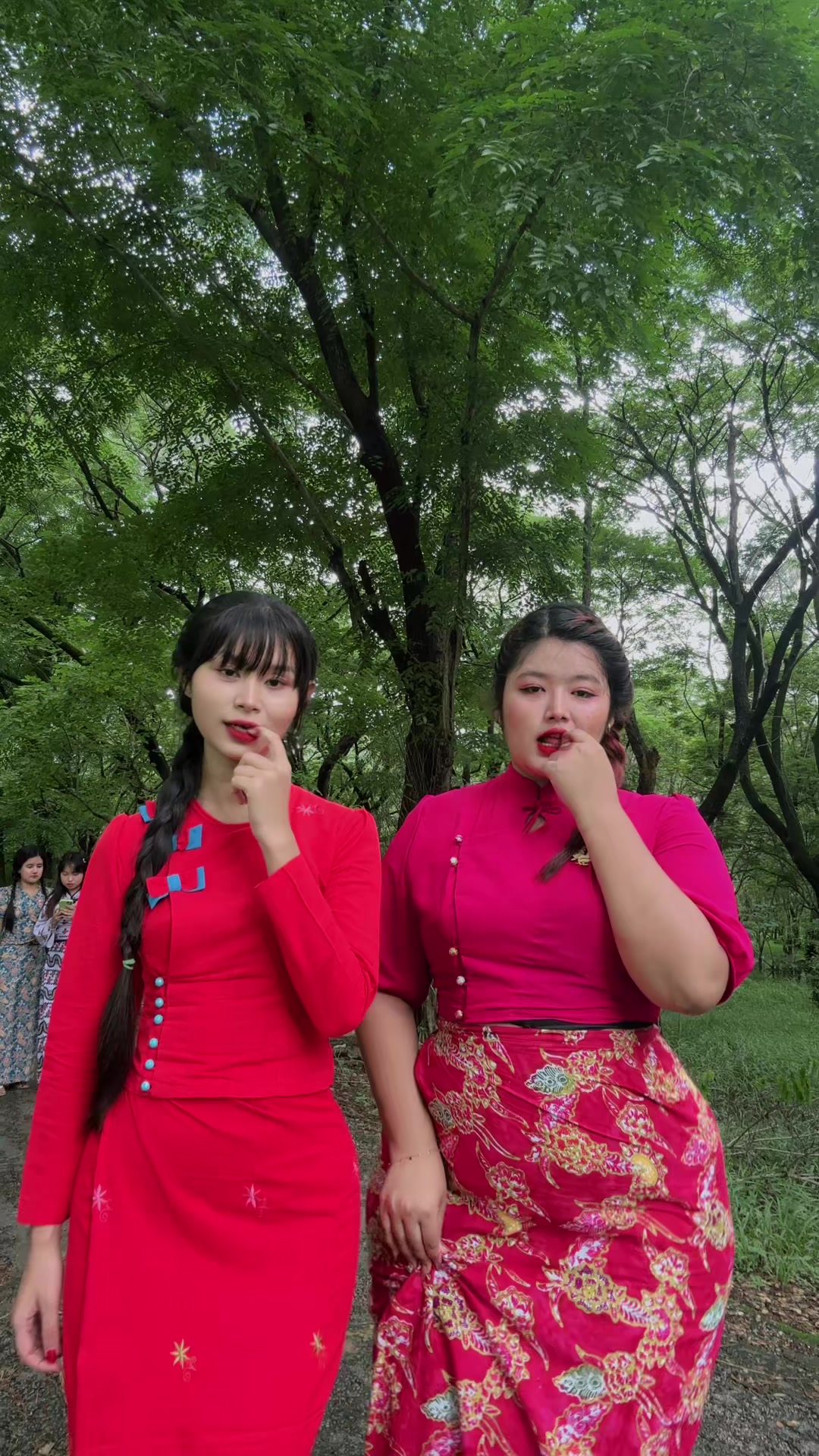 @yoon.wadi.kyaw(official Acc)