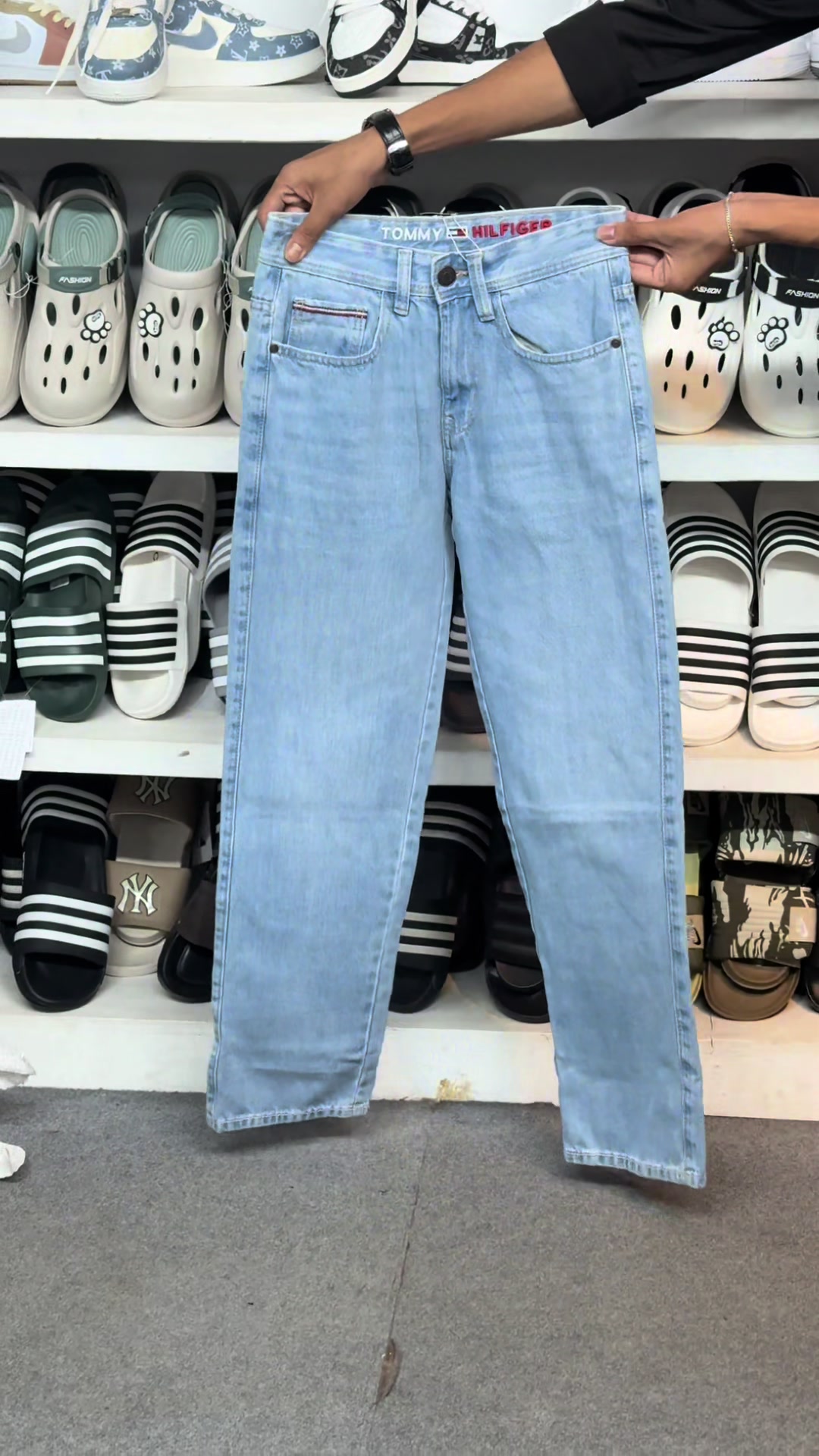 @Trendy Mart