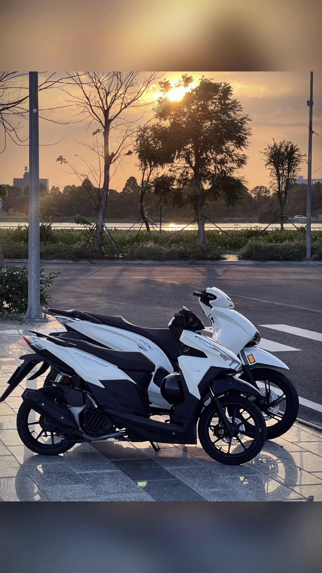 @Thiếu tiền lấy ke nên đi đá xe