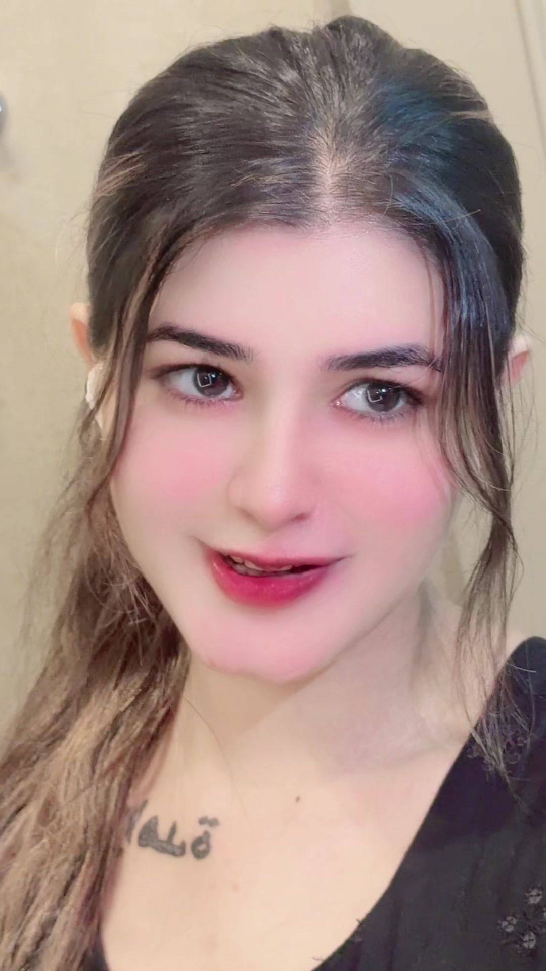 @Hayat Queen official 👑