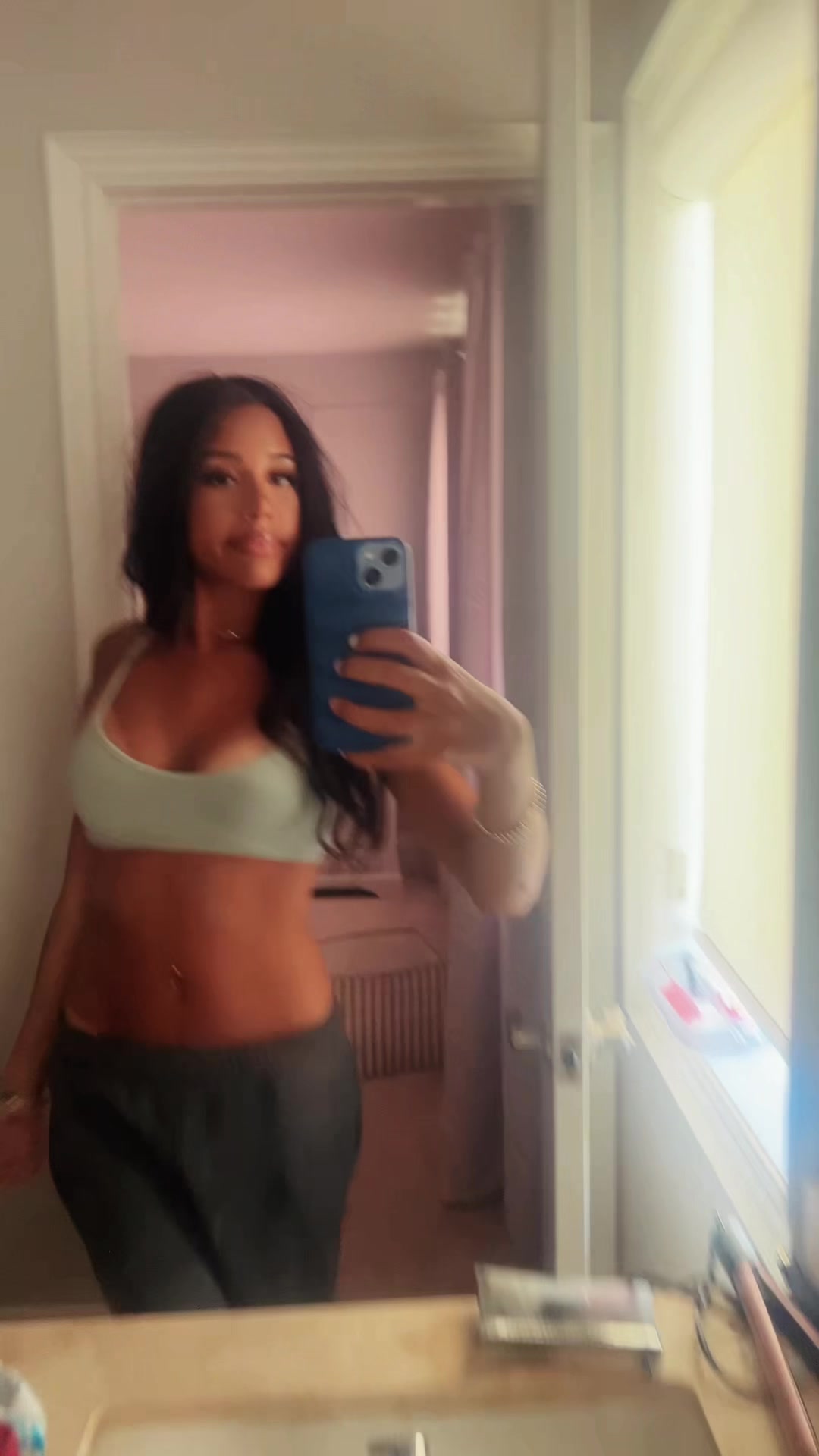 @Zahra🤍