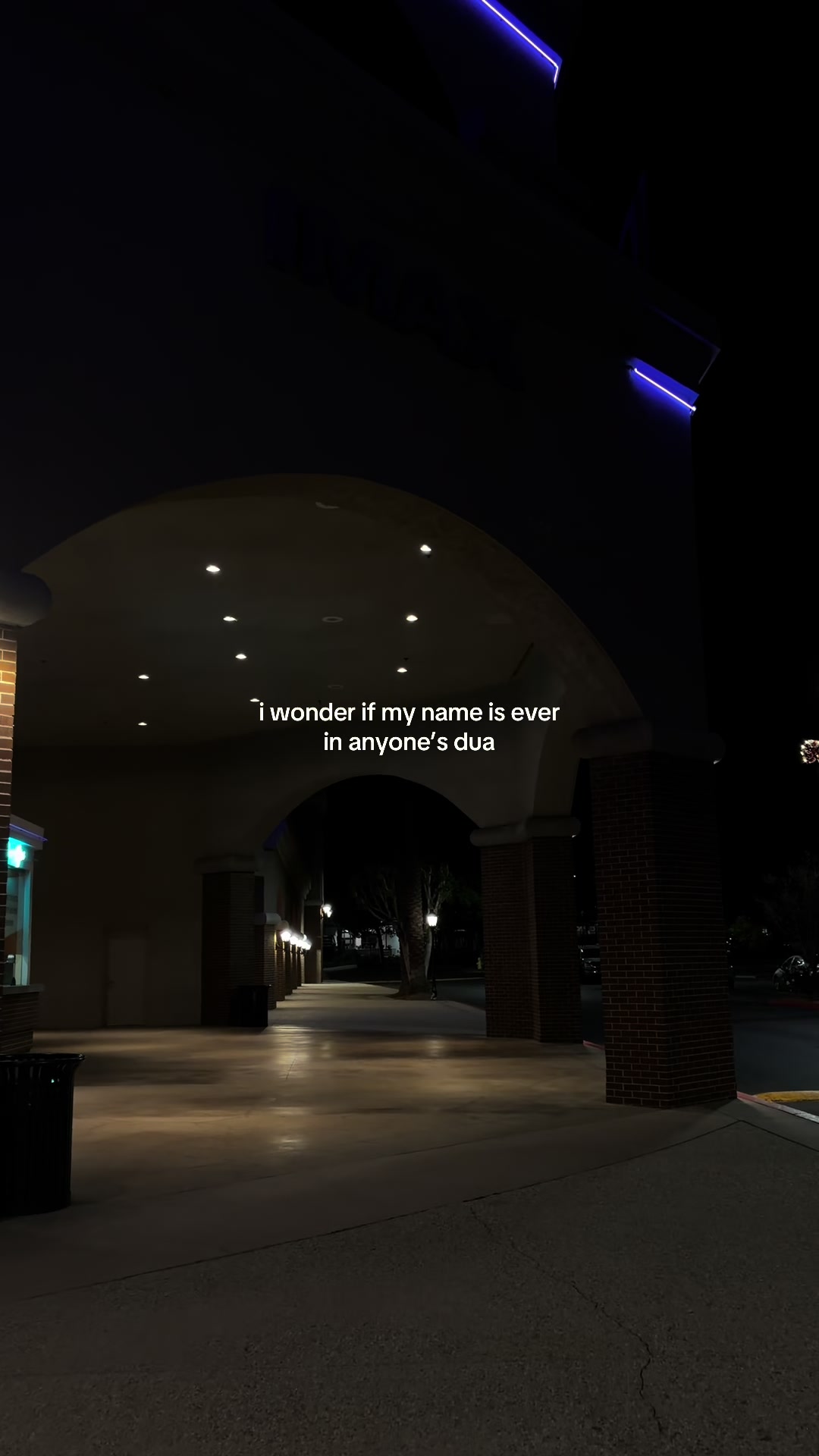 @𝒮