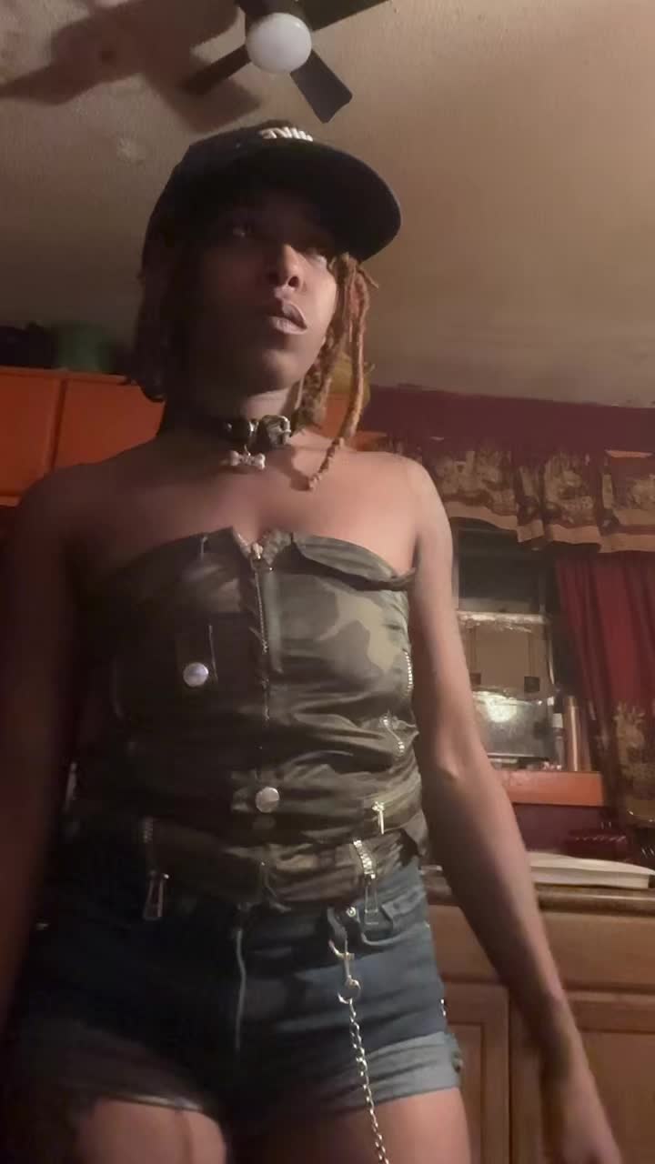 @SmirskyMonroe