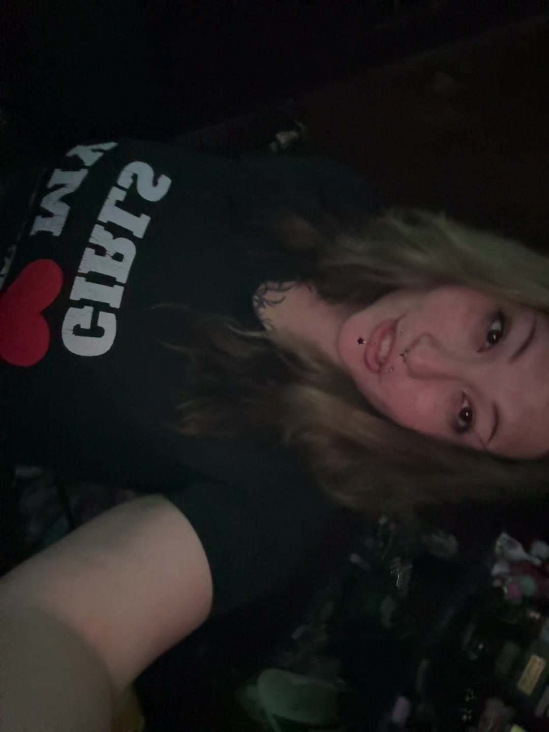 @GloomyBear>:3