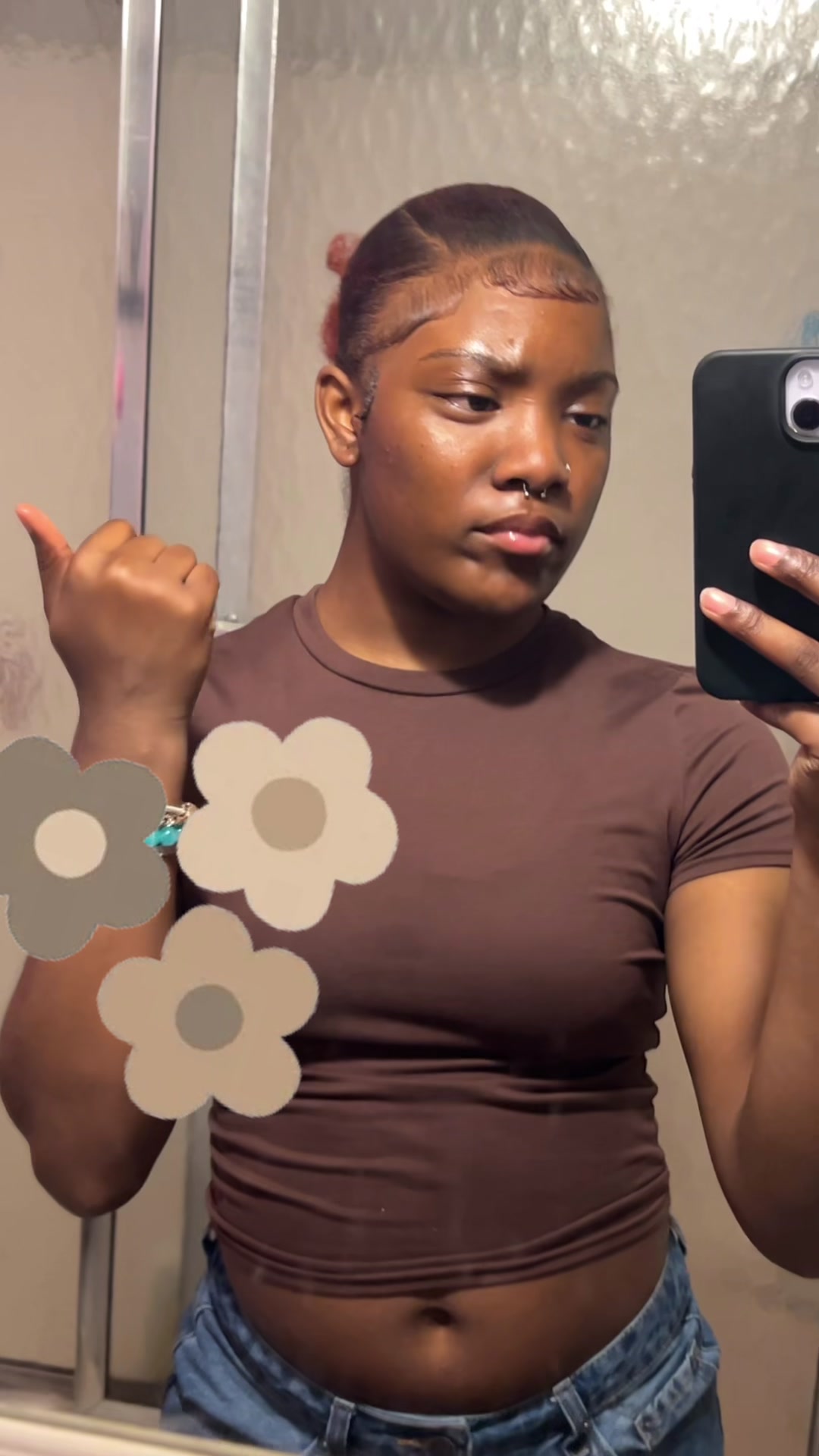 @👩🏽🦰