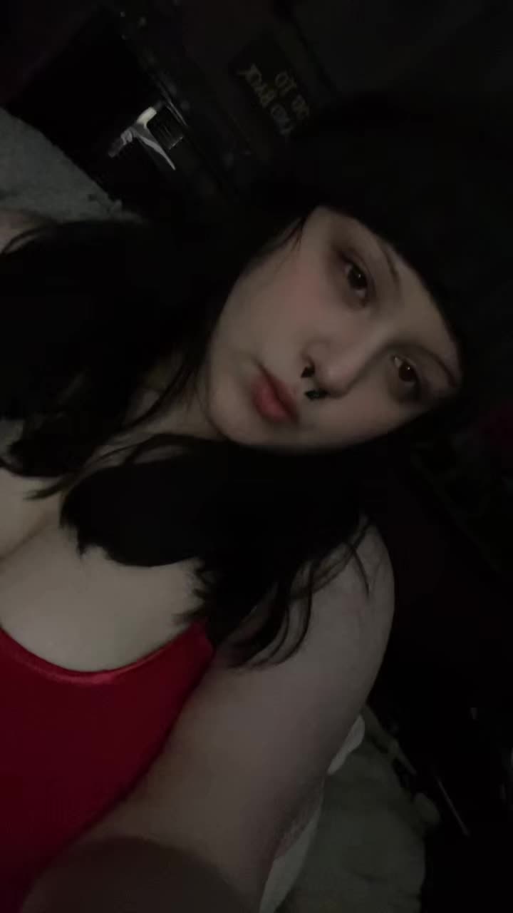 @angel🧟♀️