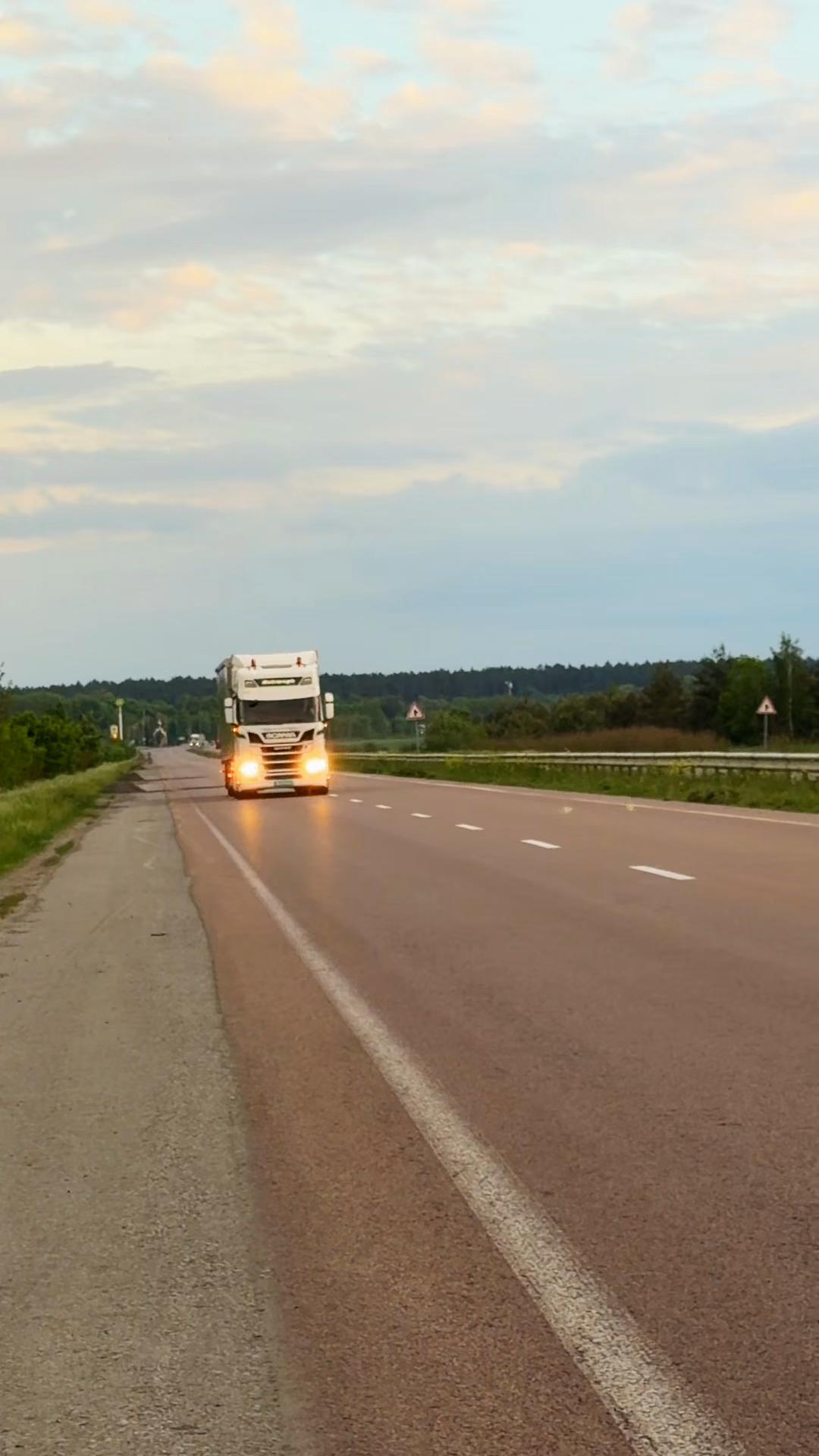 @Valeriy Top Truck and Trailer